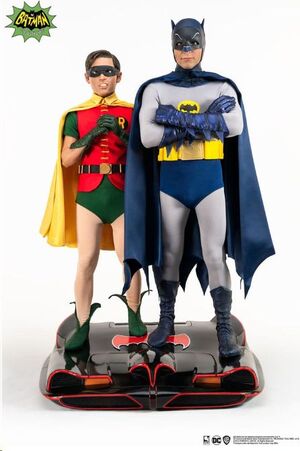 DC COMICS ESTATUA 1/4 DIORAMA BATMAN & ROBIN 1966 52 CM