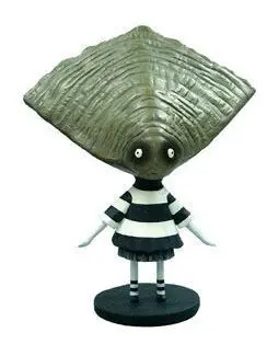 TIM BURTON.S TRAGIC TOYS - OYSTER BOY FIG 20CM VINILO                      