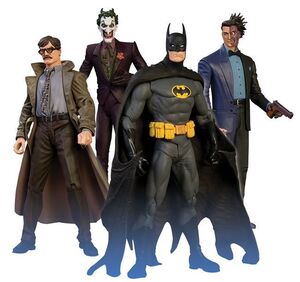 BATMAN THE DARK KNIGHT LEGENDS OF THE DARK KNIGHT BOX SET                  