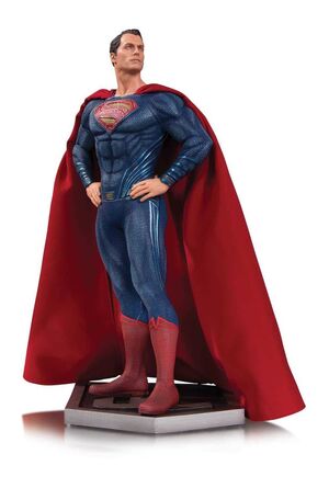 LIGA DE LA JUSTICIA ESTATUA 33 CM SUPERMAN DC                              
