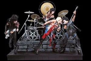 MOTLEY CRUE BOX SET                                                        