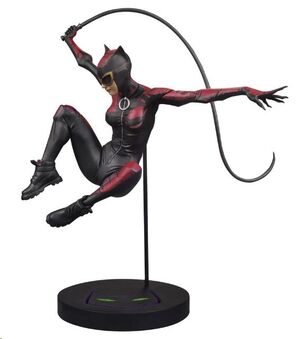 DC DESIGNER SERIES ESTATUA 1/6 CATWOMAN BY JOCK 33 CM