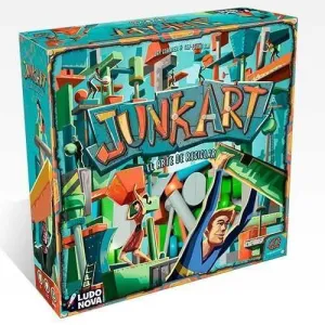 JUNK ART                                                                   
