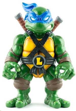 TORTUGAS NINJA SOFT VINYL FIGURA LEONARDO 25 CM