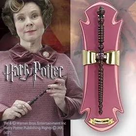 HARRY POTTER VARITA DELUXE DOLORES UMBRIDGE                                