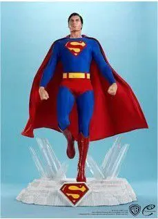 SUPERMAN ESTATUA 74 CM (CINEMAQUETTE)                                      