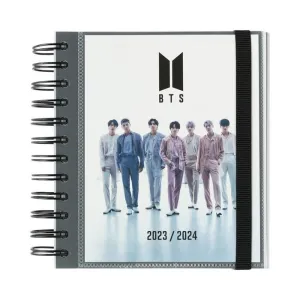 AGENDA ESCOLAR 2023/2024 DIA PAGINA M 11 MESES BTS