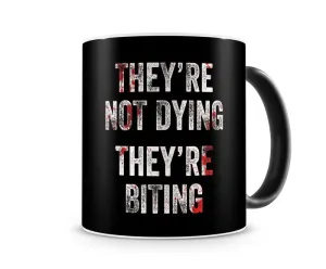 WORLD WAR Z NOT DYING BITING TAZA CERAMICA                                 