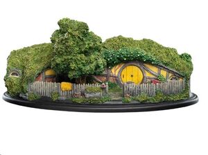 EL HOBBIT ESTATUA HOBBIT HOLE 25 CORTE DE GANDALF 14 CM