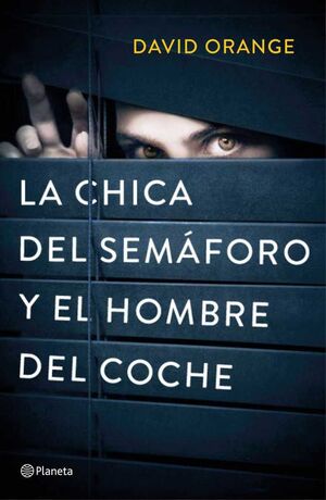 LA CHICA DEL SEMAFORO Y EL HOMBRE DEL COCHE