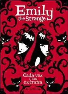 EMILY THE STRANGE. CADA VEZ MAS EXTRAÑA
