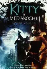KITTY A MEDIANOCHE