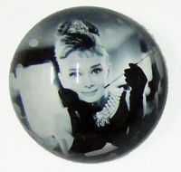 PISAPAPELES AUDREY HEPBURN