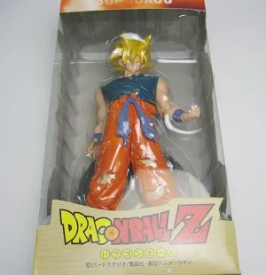 DRAGON BALL Z FIGURA GOKU 22CM                                             
