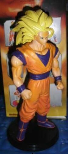 DRAGON BALL Z SUPER SAIYAN GOKU 3 FIG PVC                                  