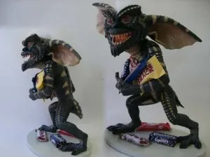 GREMLINS ESTATUA STRIPE 30CM                                               