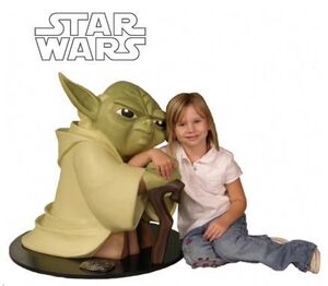 STAR WARS YODA CLONE MONUMENT ESTATUA ESC. 1:1                             