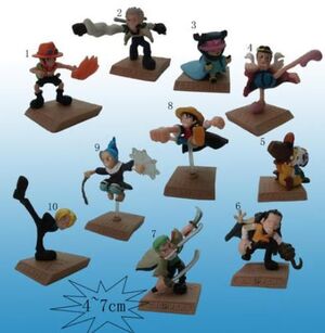 ONE PIECE GASHAPON 7CM (10 MODELOS)                                        