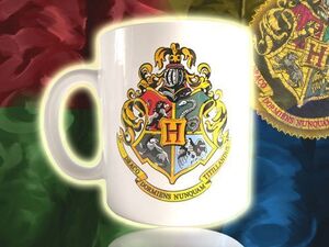 HARRY POTTER TAZA HOGWARTS                                                 