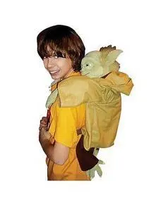 STAR WARS MOCHILA DE PELUCHE YODA                                          