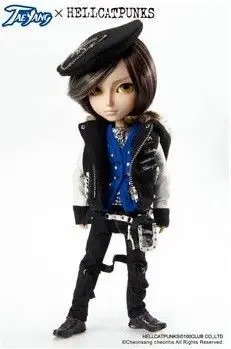 MUÑECA TAEYANG FIG 35CM KAIN HELLCATPUNKS                                  