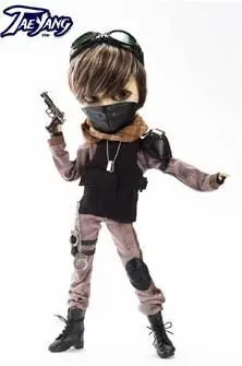 MUÑECA TAEYANG FIG 35CM WAYNE                                              