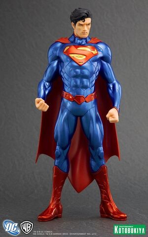*SUPERMAN ESTATUA 18 CM DC COMICS NEW 52 ART FX                            