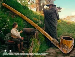 EL HOBBIT BILBO BOLSON REPLICA PIPA DE 23 CM                               