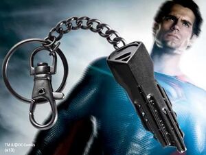 SUPERMAN MEN OF STEEL SUPERMAN LLAVE DE CONTROL LLAVERO CON MOSQUETON      