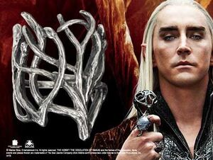 EL HOBBIT THRANDUIL ANILLO BOSQUE EN PLATA DE LEY EN CAJA DE MADERA        