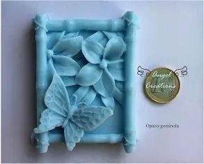ANGEL CREATIONS JABON MARIPOSA CON FLORES Y BAMBU (1 UNIDAD)               