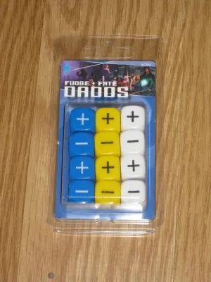 FATE DADOS FUDGE: AZUL AMARILLO Y BLANCO