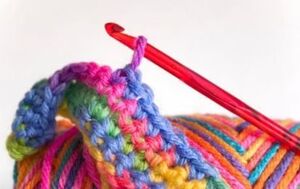 PELUCHE CROCHET PEQUEÑO PERSONAJE PIKACHU                                  