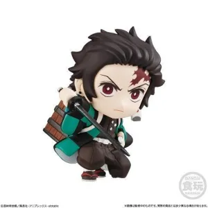 GUARDIANES DE LA NOCHE FIGURA TANJIRO KAMADO 5,5 CM