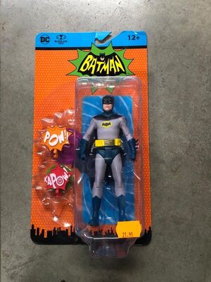 SALDO - BATMAN 66 FIGURA 15 CM BATMAN DC RETRO