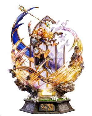 LEAGUE OF LEGENDS ESTATUA LUX 42 CM