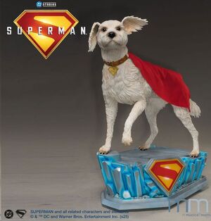 SUPERMAN 2025 ESTATUA TAMAÑO REAL KRYPTO 111 CM