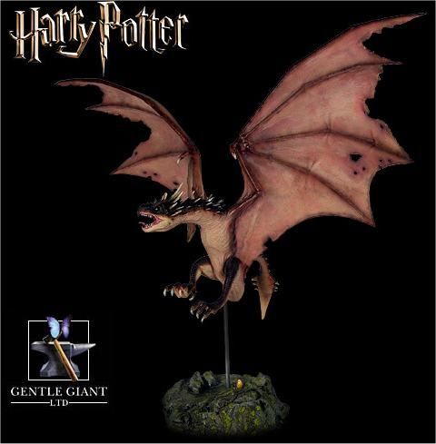 HARRY POTTER HUNGARIAN HORTAIL DRAGON ESTATUA RESINA . Estatuas y  decoracion - cine y tv. Comic Stores